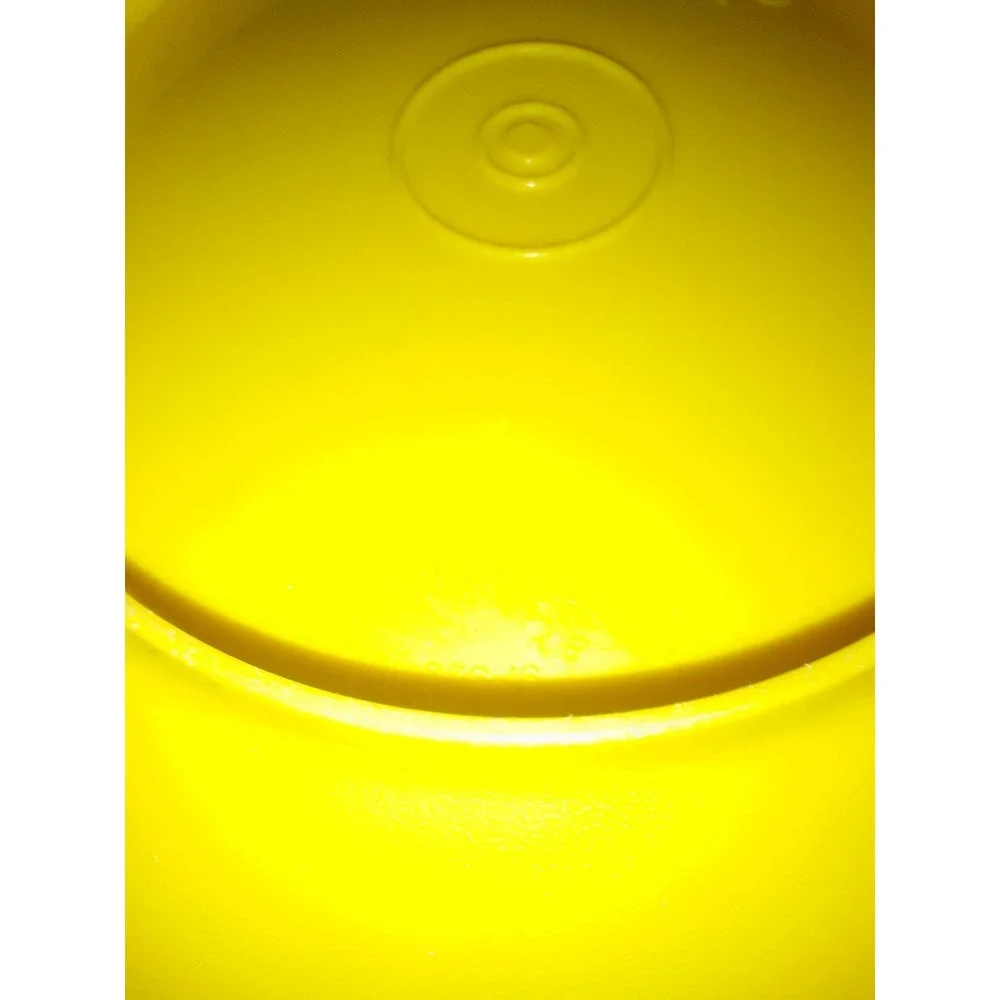 Vintage Yellow Servalier Tupperware Bowl With Starburst Yellow Lid Demensions...